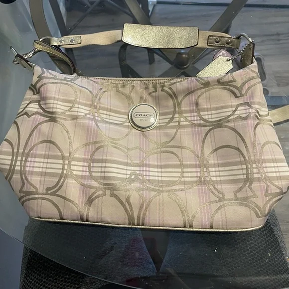 Coach purse - Picture 1 of 4